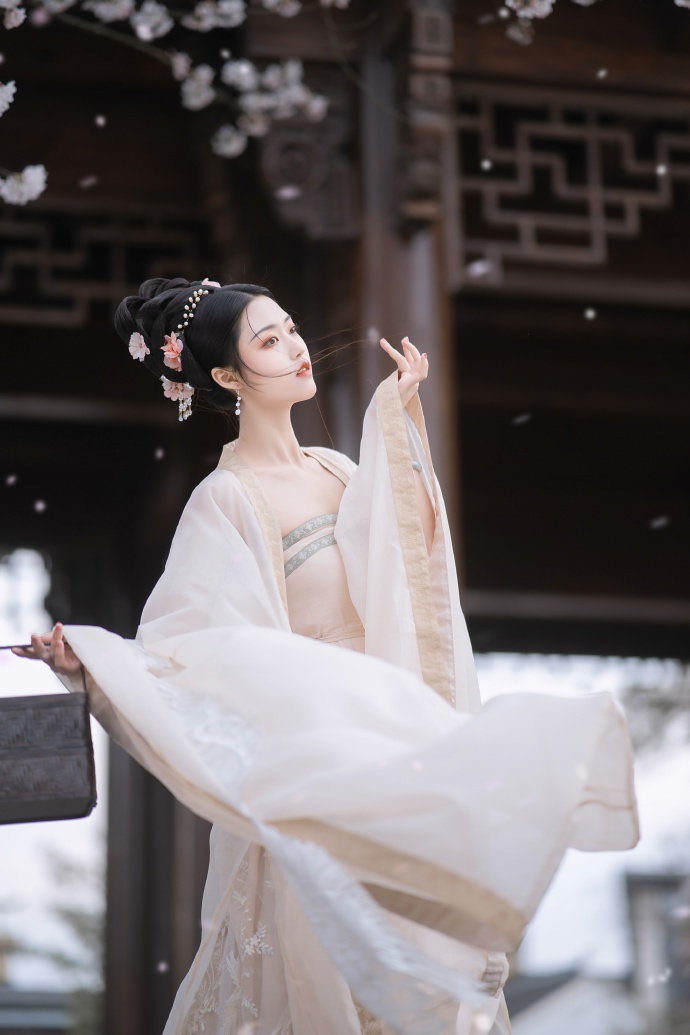 《百花杀》皇子团颜值爆表，身高统一180cm以上，叶祖新最矮，徐正溪第二